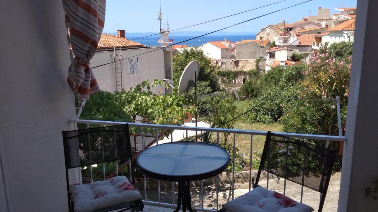 Apartment For 6 In Makarska Centar 외부 사진