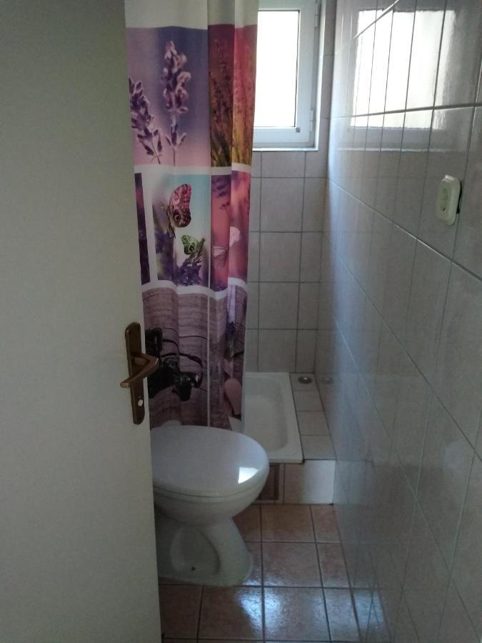 Apartment For 6 In Makarska Centar 외부 사진