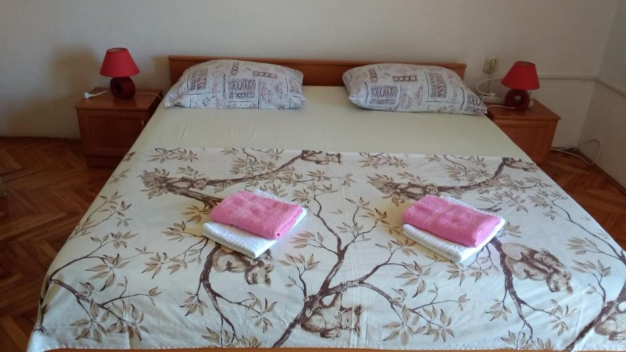 Apartment For 6 In Makarska Centar 외부 사진