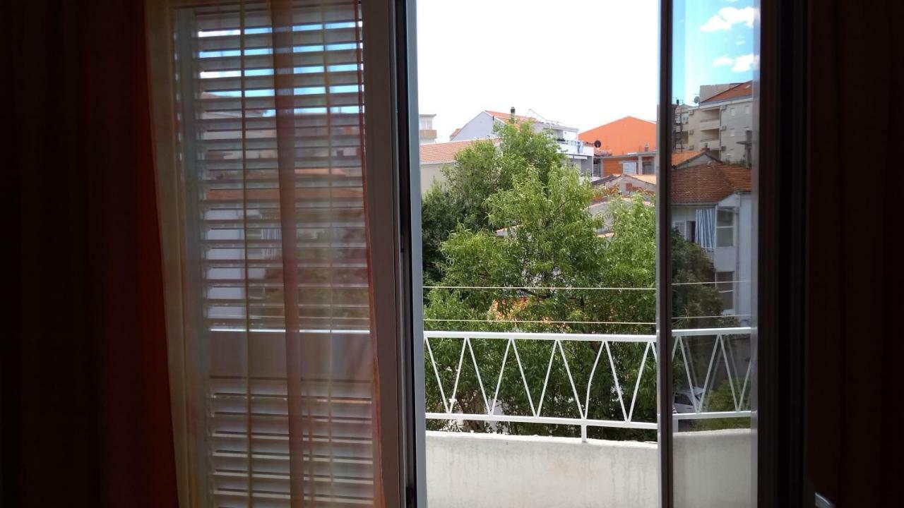 Apartment For 6 In Makarska Centar 외부 사진